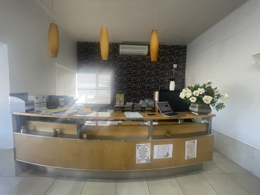 Commercial Property for Sale in Southernwood Eastern Cape